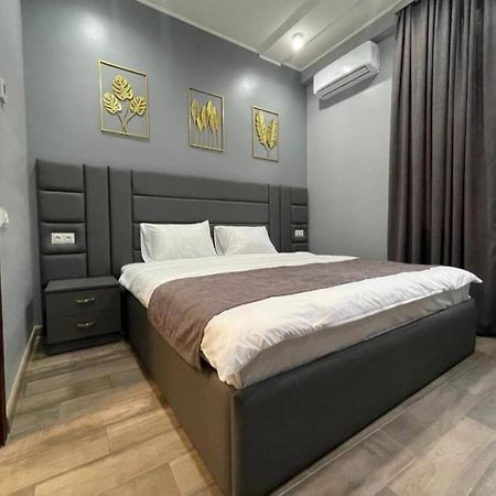 Days Hotel 예레반 외부 사진
