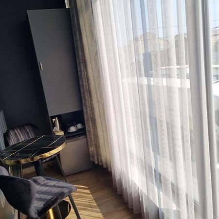 Days Hotel 예레반 외부 사진