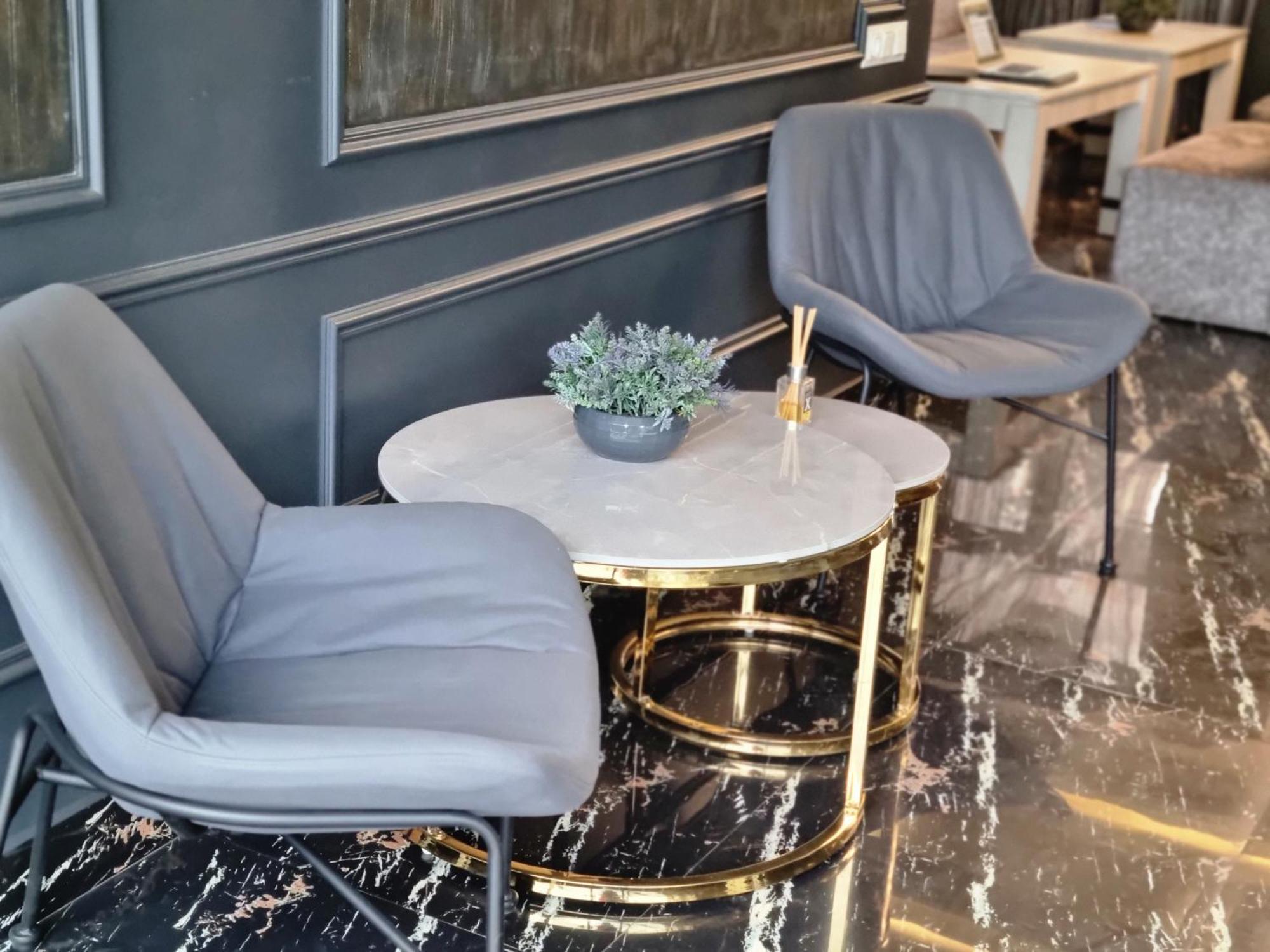 Days Hotel 예레반 외부 사진